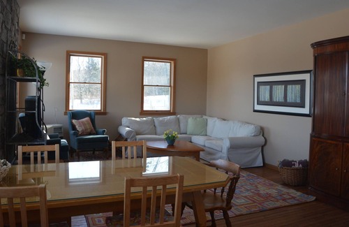 Highmount Condo | Hudson valley, Catskill Mtn, walk to Belleayre Mountain, great views/3 bedrooms
