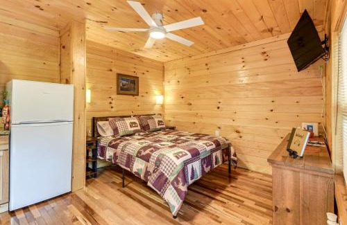 Beattyville Apartment | Hudsons Hideaway Cabin on Creek in Beattyville!