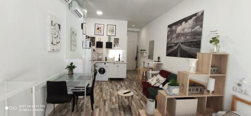 Carretera de Cadiz Apartment | Huelintown