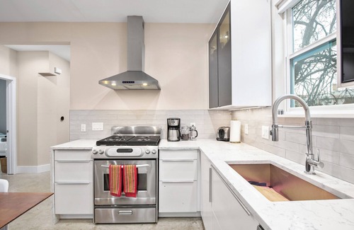 Central East Austin Villa | Huge 3 home private Villa - walk to 6th street!