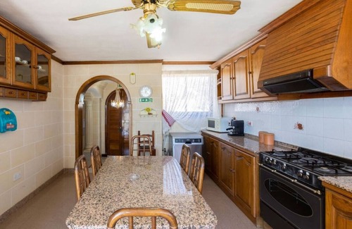 Santa Maria Estate Villa | Huge Villa with Pool, BBQ and Spectacular Views