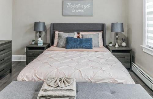 East Flatbush House | Hugh's and Nora's Place to stay