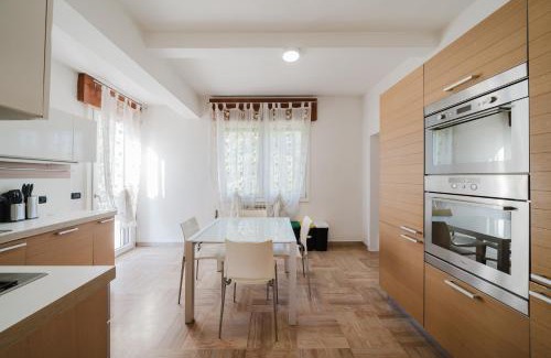 Pagnano Apartment | Hulù Apartment