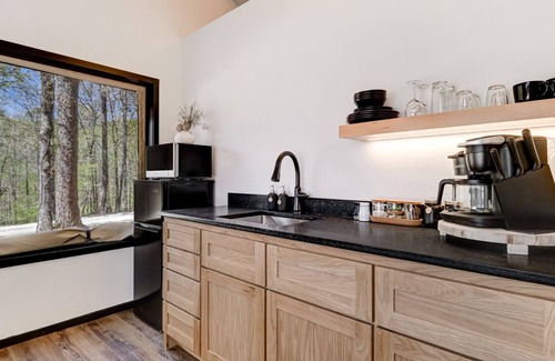 Mid America Apartment | Hunter Luxury Glamping Tent Suite at Starlight Haven Resort