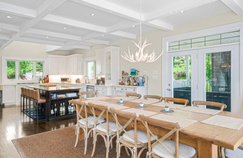 Washago House | Hunter`s Bay Lake House, Kahshe Lake