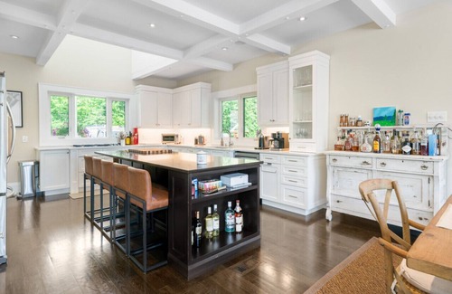 Washago House | Hunter`s Bay Lake House, Kahshe Lake