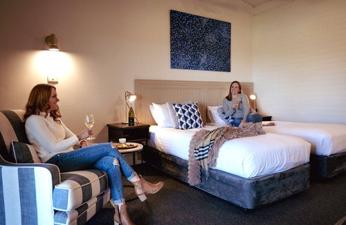 Pokolbin Hotel | Hunter Valley Resort