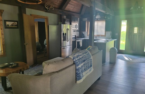 Holmesville Cabin | Hunters Paradise, cozy 2-bedroom cabin in quaint Crab Orchard.