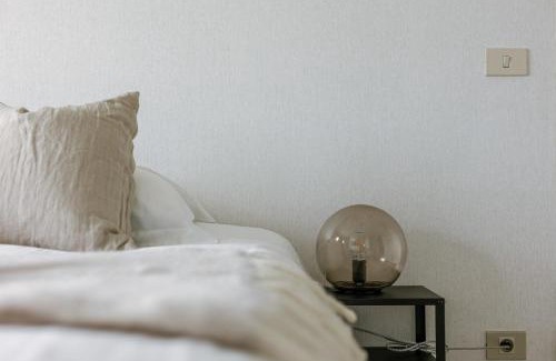 Knokke-Heist Apartment | Huswell - Apartment with lake view & common indoor pool