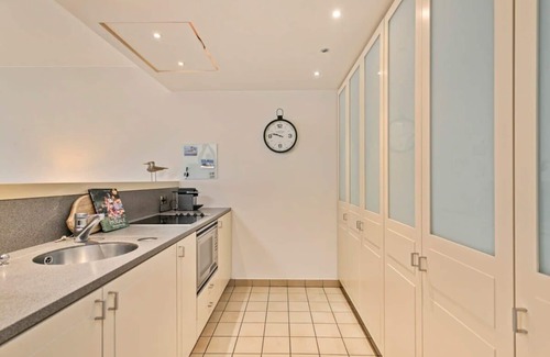 Knokke Apartment | Huswell - Cozy apartment with sea-view 1 min from beach