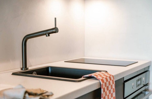 Oostduinkerke-Bad Apartment | Huswell - Modern studio with magnificent seaview
