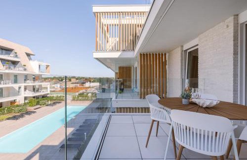 Nieuwpoort Apartment | Huswell - Nice apartment with pool, parking & private spa