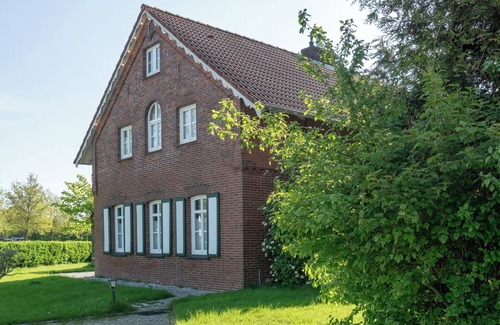Westeraccumersiel Apartment | Huus Achterdiek - Erdgeschosswohnung "captains Deck" mit Sauna