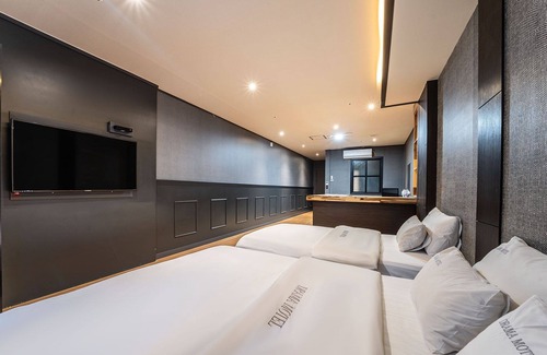 Hwaseong Hotel | Hwaseong Drama