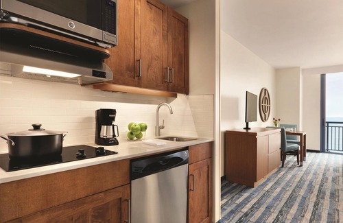 Northeast Virginia Beach Hotel | Hyatt House Virginia Beach/Oceanfront