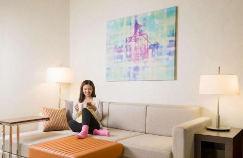 Naif Hotel | Hyatt Place Dubai Wasl District