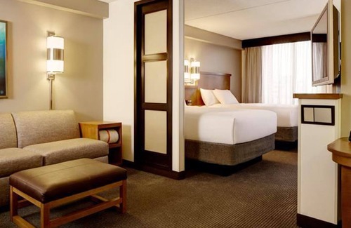 Donelson Hotel | Hyatt Place Nashville Airport