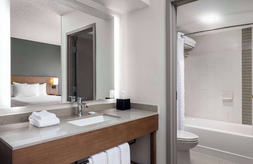 Airport North Hotel | Hyatt Place Orlando Airport