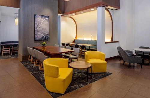 North Shore Hotel | Hyatt Place Pittsburgh North Shore