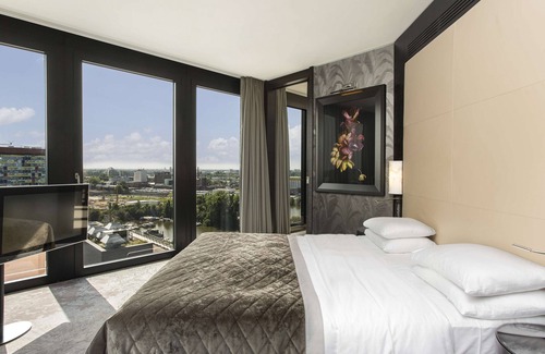Hafen Hotel | Hyatt Regency Düsseldorf