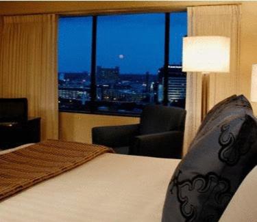 Downtown Louisville Hotel | Hyatt Regency Louisville
