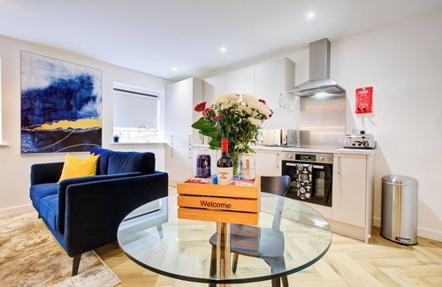Cricket Green Apartment | Hybrid Resi - Mitcham |1 Bed Apartment