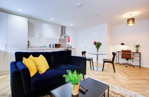Cricket Green Apartment | Hybrid Resi - Mitcham |1 Bed Apartment