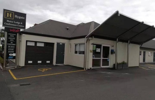 Hamilton North Apartment | Hygate Motor Lodge