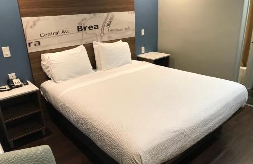 Brea Hotel | Hyland Inn Brea