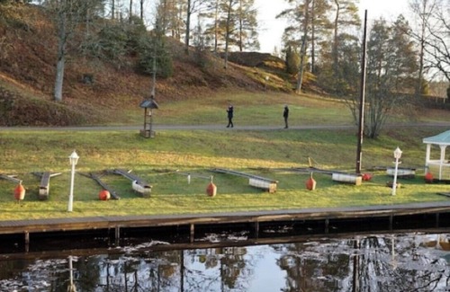 Dorarp House | Hyr ett rum och bli diskjockey