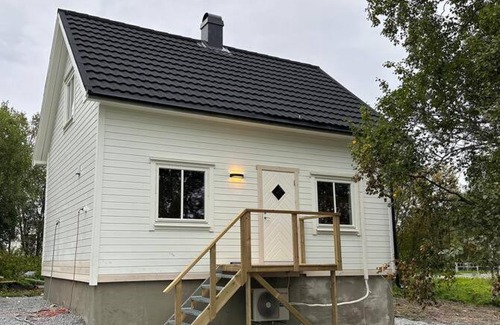 Solfjellsjoen House | Hytta 43