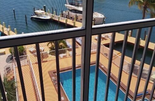 Key Largo Condo | I bedroom condo ,beautiful views of bay .