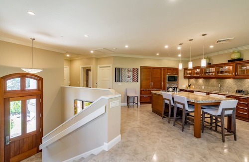 Wailea Villa | I.P.M PRESENTS: HOOLEI 93-1: 3 BEDROOMS + OFFICE. FLEXIBLE CANCELATION POLICY