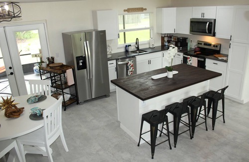 Deltona Lakes House | I wish you were here! Charming Close 2 Orlando,Daytona,NSB relax,fun, 8 guests!