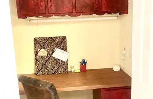 Amarillo House | I40 Large Tuscany 4 bed 20min PDC