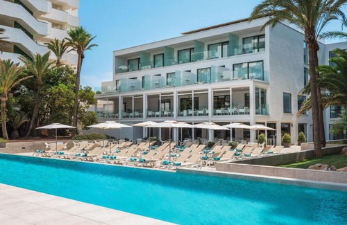 Sant Llorenc des Cardassar Hotel | Iberostar Waves Cala Millor - Adults Only