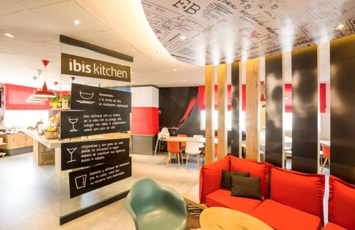 Castelldefels Hotel | Ibis Barcelona Castelldefels