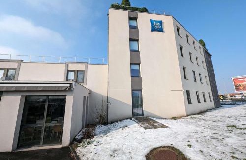 Clermont-Ferrand Hotel | Ibis Budget Clermont Ferrand - Le Brezet - Aeroport