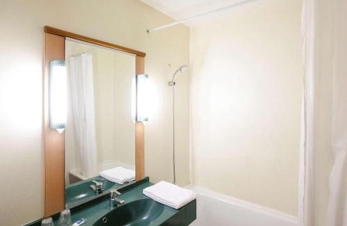 Saint-Christol-Les-Ales Hotel | Ibis Budget Saint Christol Les Alès