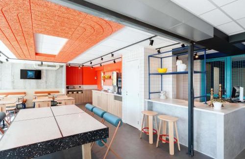 Pertuis Hotel | ibis budget Pertuis Portes du Luberon