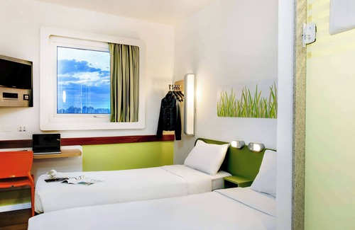 Centro Historico Hotel | ibis budget Porto Alegre - Supereconômico