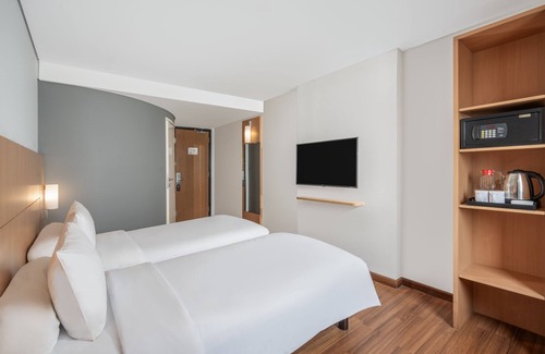 Tangerang Hotel | Ibis Gading Serpong