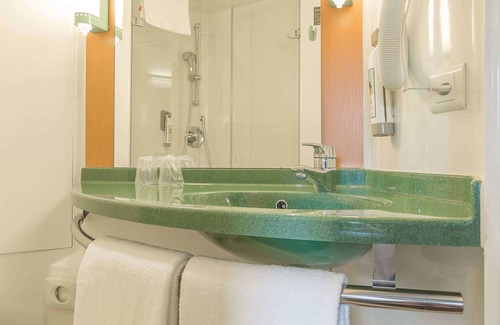 Cointrin Hotel | ibis Geneve Aeroport