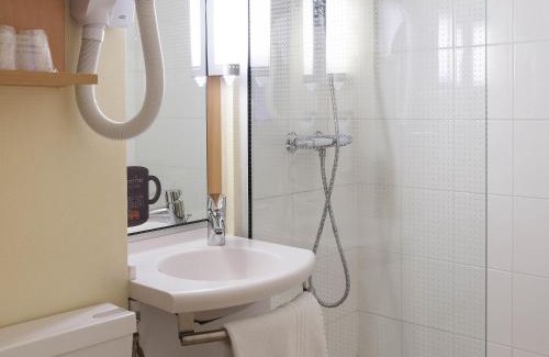 Moulins Hotel | ibis Moulins