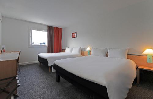Pantin Hotel | ibis Paris Pantin Eglise