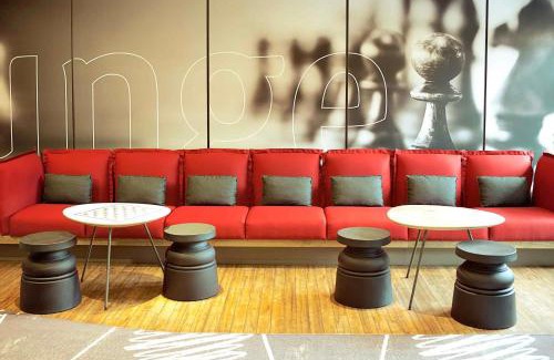 Saint-Denis Hotel | ibis Paris Saint-Denis Stade Sud