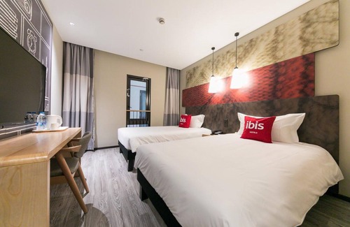 Minhang Hotel | Ibis Shanghai Hongqiao Transport Hub Qibao Hotel