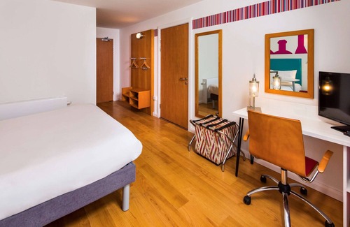 Dodworth Hotel | Ibis Styles Barnsley Hotel