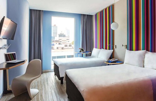 Zona Rosa Hotel | ibis Styles Mexico Reforma