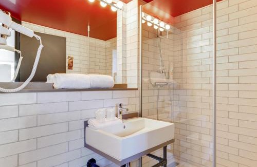 Saint-Denis Hotel | Ibis Styles Paris Saint Denis La Plaine